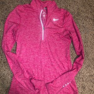 Nike pull over
